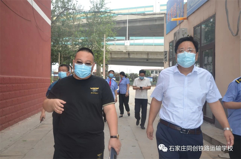 2021年7月15日石家庄市委统战部常务副部长张明张明其到同创学校调研.jpg